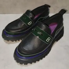 Item thumbnail for item e4f6dc01-29fb-4ae1-b976-a4970575d84b