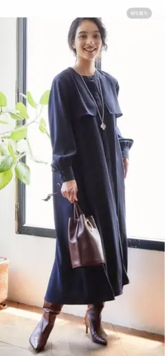 【美品】オアーノ　キーネックダブルクロスワンピース OWAUNO オアーノキーネックダブルクロスワンピース