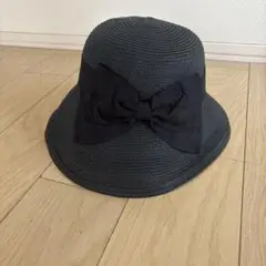 伊勢丹　リボン付きダークグレー麦わら帽子 57.5cm