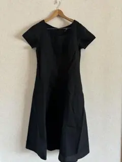 《新品‼️送料込‼️》リネンブレンドスクエアネックワンピース