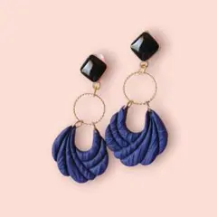 ネイビー ボリュームピアス ポリマークレイ ハンドメイド