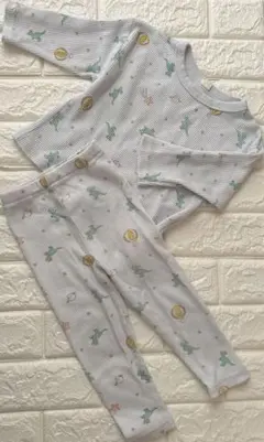 パジャマ　90