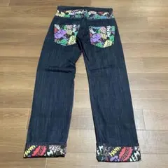 Item thumbnail for item e62a9024-8df7-4bd8-aa2b-a0069697dd42
