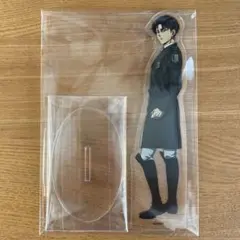 進撃の巨人　TSUTAYA アクリルスタンド　リヴァイ