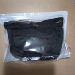UNIQLO マルチポケットミニバッグ 色:ブラック