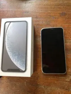 Apple iPhone XR ホワイト 本体 128GB