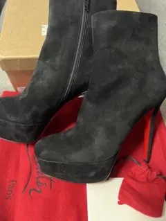 クリスチャンルブタン 38.5