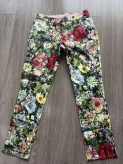 ダブスタ 花柄スリムフィットパンツ