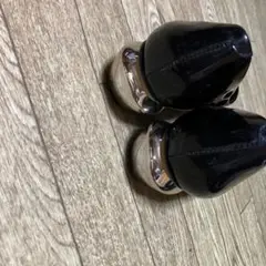個性ヒール38エナメルパンプス黒