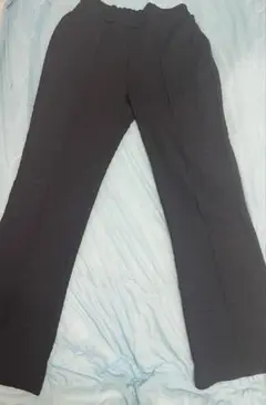 ブラック　パンツ　一回だけ使用　スラックス
