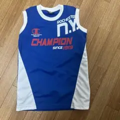値下げしました！Champion タンクトップ 青 160