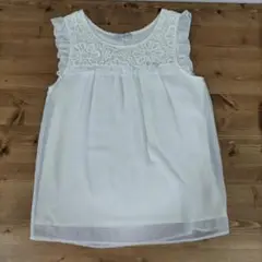 lune moire　Lune moire ルネモアレ　白トップス　ノースリーブ