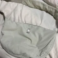 Miffy ボディバッグ 淡いクリーム色