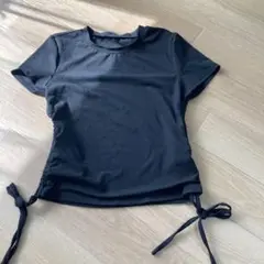 新品　サイドリボン付きブラック半袖Tシャツ
