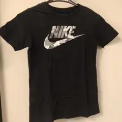 NIKE ブラック Tシャツ 140cm キッズ ジュニア カモフラ
