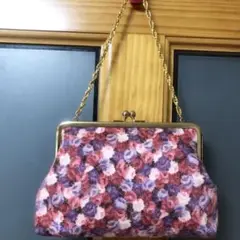 新品未使用 がま口花柄バッグ