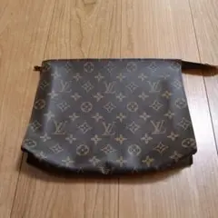 Louis Vuitton モノグラム クラッチバッグ