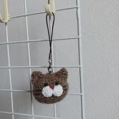 猫　あみぐるみ　ストラップ