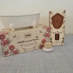 SABON 　小物入れ・スクラブ入り洗顔料・くしの３点セット