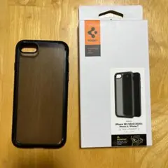 Spigen iPhone SEケース ウルトラハイブリッド マットフロスト