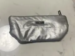 Fancy シルバー ファスナー付きポーチ