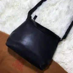 極美品✨LOEWE ロエベ ショルダーバッグ アナグラム ロゴ型押し