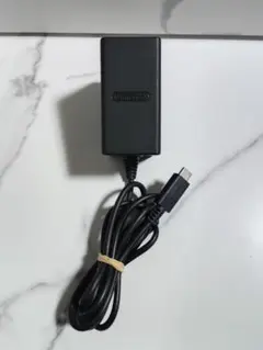 任天堂スイッチ　純正　ACアダプター 充電器