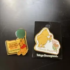 ディズニーランド　クマのプーさんのバッチ2個
