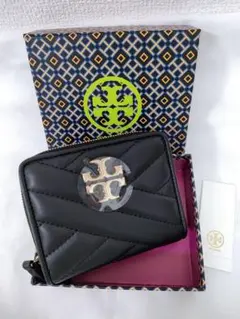 新品 トリーバーチ キラシェブロン コンパクト 財布 2つ折り