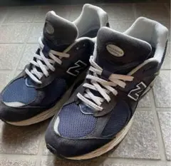 〖美品〗ニューバランス 2002R 26.0cm ネイビー