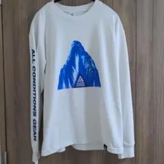 NIKE ACG ロンT