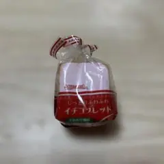 ふわふわ食パン イチゴパン キーホルダー