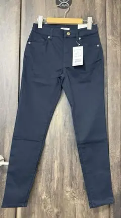 新品未使用　ハニーズ　スキニーパンツ　サイズSS ネイビー