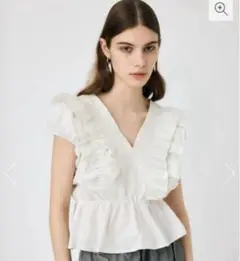 MOUSSY SHOULDER FRILL ブラウス　ホワイト