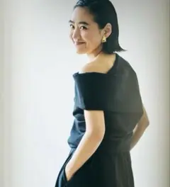 ROPE 金子綾　アシンメトリー　オフショルダートップス