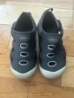 KEEN サンダル　20cm