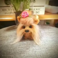 羊毛フェルト★小さな小さなヨークシャテリア★