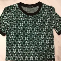 幾何学模様 半袖トップス グリーン ブラック