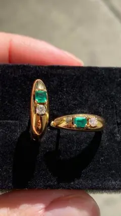 エメラルドダイヤモンドピアス