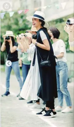 Item thumbnail for item 69d56c85-8e72-4884-816a-34a43e25c558