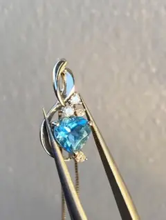 【きらきらブルー】約1ct 天然 サファイア ネックレス K18 0.92ct
