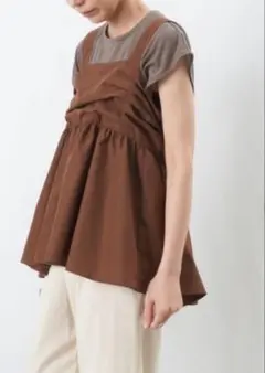 LUCA Tシャツセット　フリルビスチェ　ブラウン
