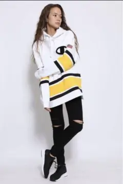 Champion X-girlコラボパーカー