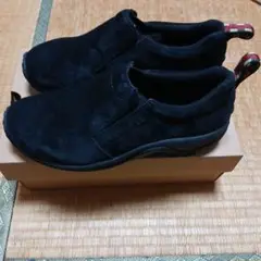 Item thumbnail for item d3a6e225-6fd1-4f88-9ce0-f60c515587c9