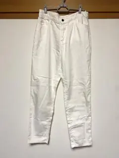 コムサ　ホワイト スリムフィットパンツ　スキニーパンツ