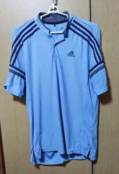 adidas ライトブルーポロシャツ