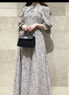 Item thumbnail for item dc8a0ab5-2e0a-4a10-8556-65351f11a759