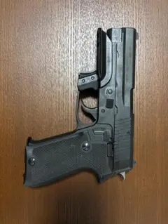 タナカワークス SIG P220 IC 陸上自衛隊バージョン 中古美品 タナカワークス・SIG P220 IC 陸上自衛隊 ABS ガスブローバック