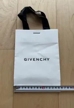 Item thumbnail for item 9c512f31-39f9-44e5-bf16-f9289bb8ac1e