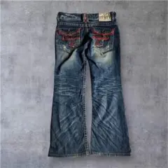 Item thumbnail for item 640c8e7d-40f7-4d94-b5aa-02a644b0bf5b